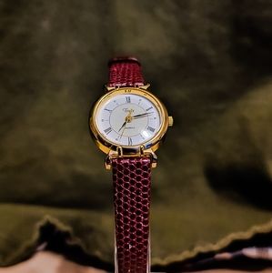 Vintage Women's Timex quartz watch